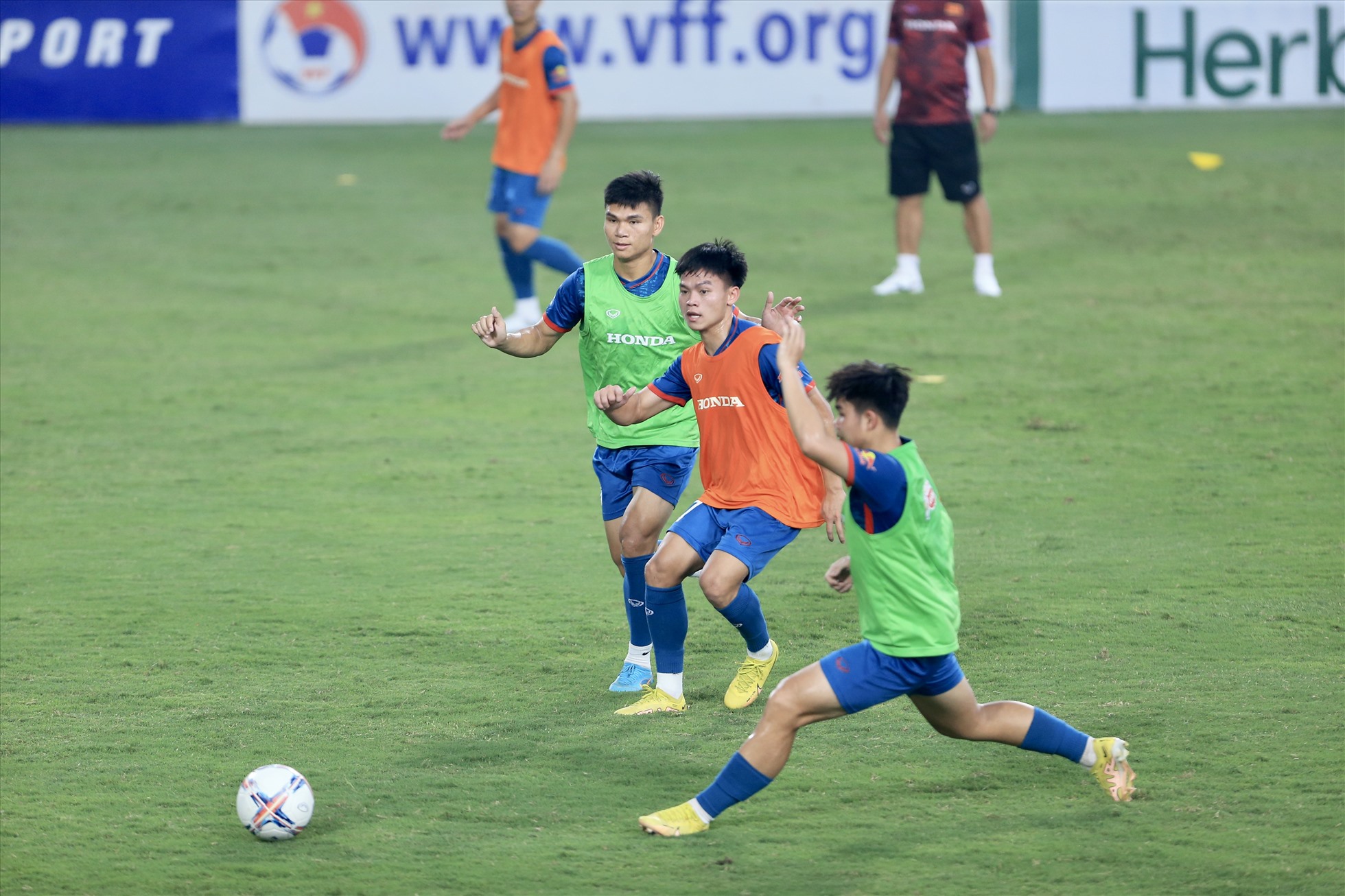 Đội tuyển Việt Nam và U23 Việt Nam tích cực tập luyện trong đợt FIFA Days tháng 6.2023. Ảnh: VFF