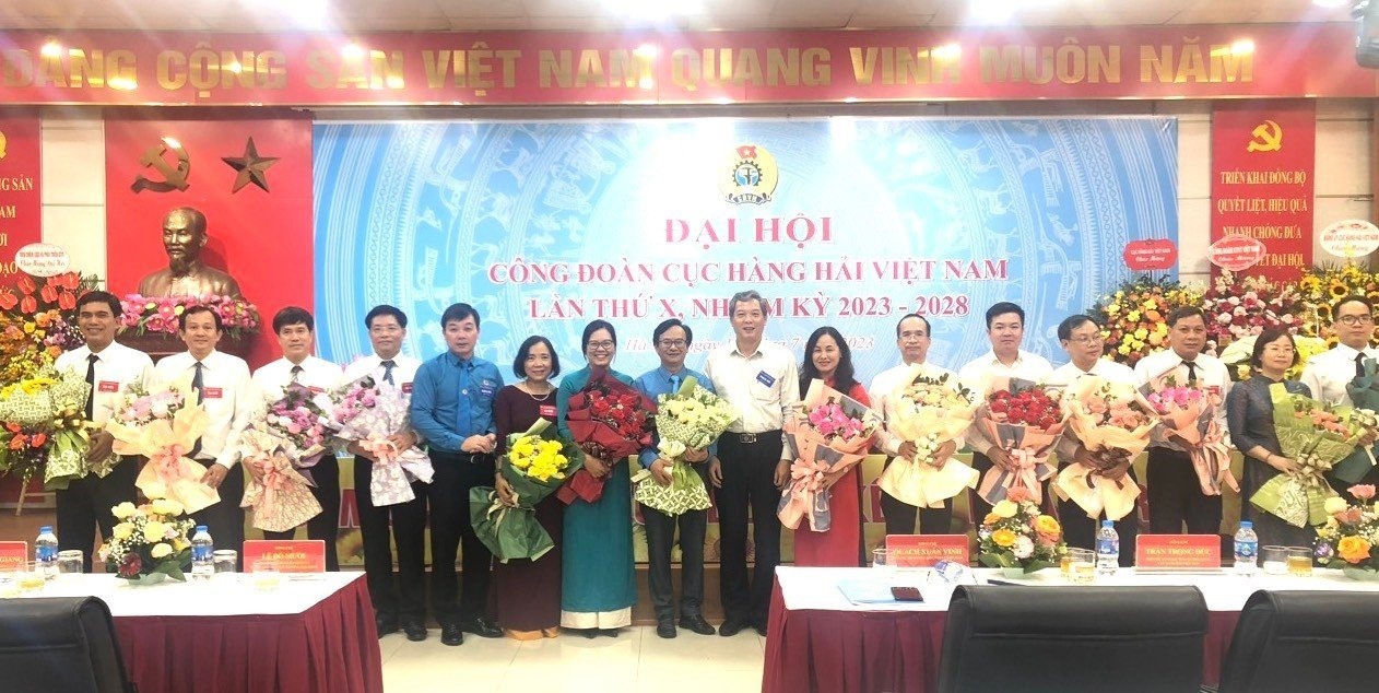 Ra mắt ra Ban Chấp hành Công đoàn Cục Hàng hải Việt Nam nhiệm kỳ 2023-2028. Ảnh: Văn Quyết