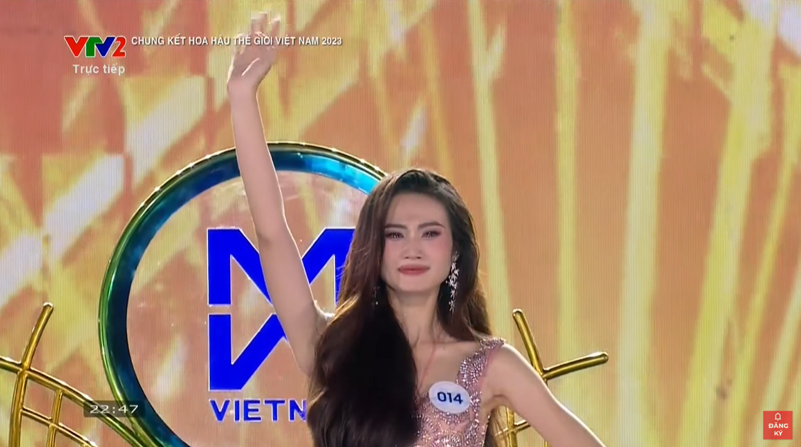 Huỳnh Trần Ý Nhi đăng quang Miss World Việt Nam 2023