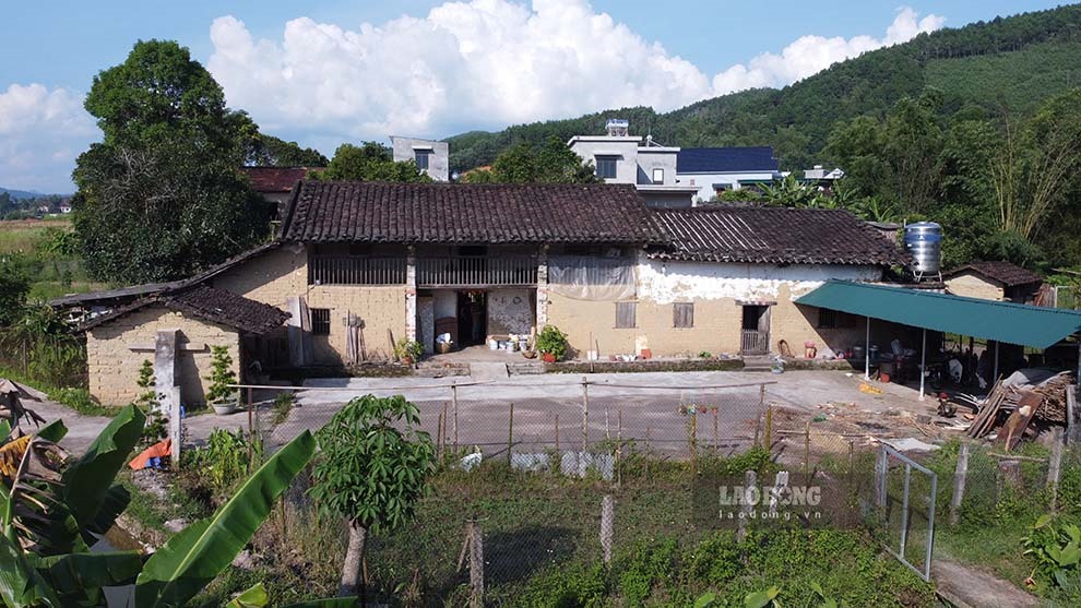 Nhà Tày của ông