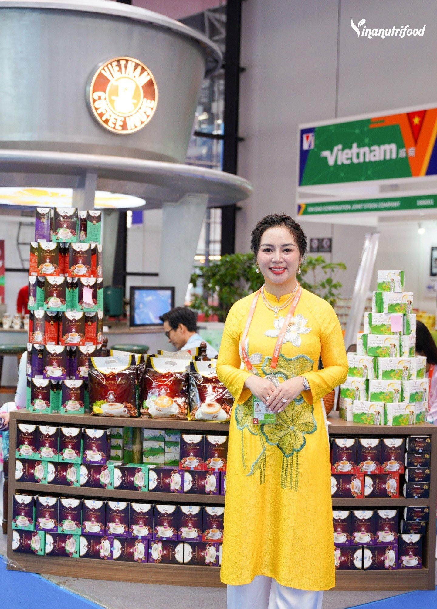 Bà Nguyễn Thị Diễm Hằng- CEO Vinanutrifood- tại CAEXPO 2023. Ảnh: Vinanutrifood