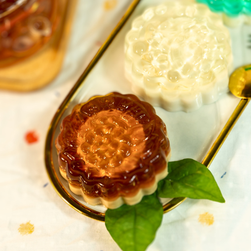 Bánh trung thu rau câu không gây cảm giác ngấy. Ảnh: Origato