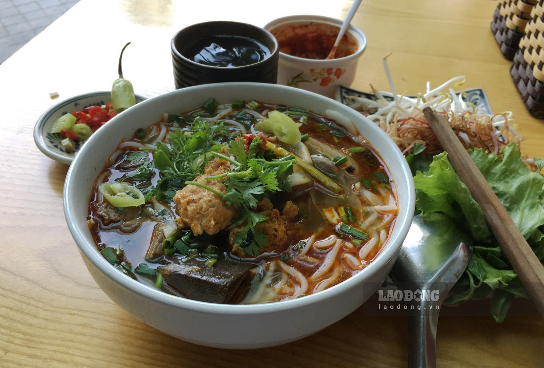 Bún bò Huế. Ảnh: Hải An