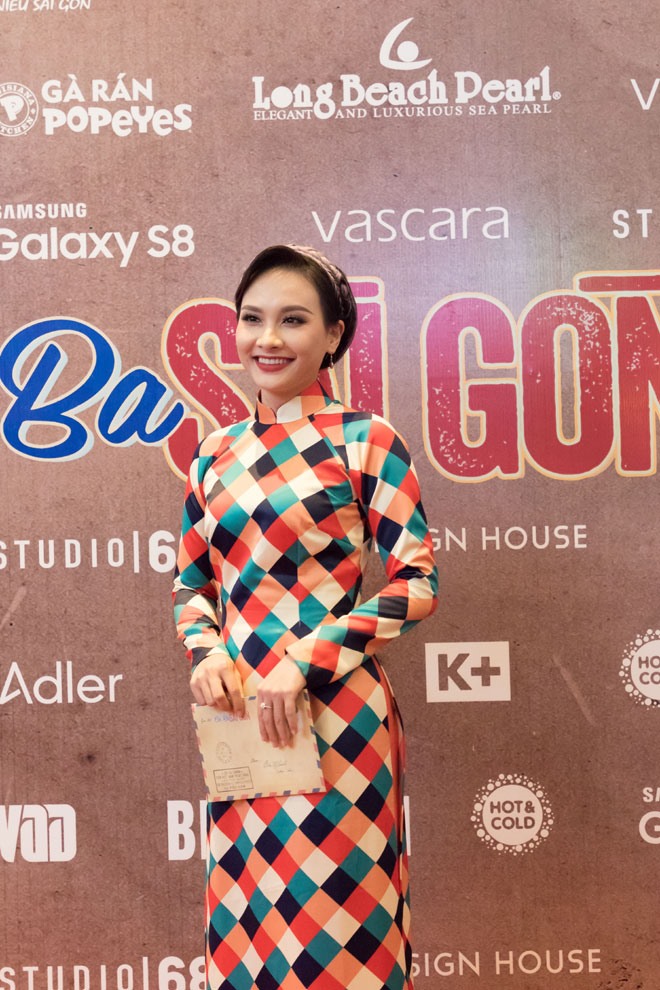 Bộ phim “Cô Ba Sài Gòn” chính thức phát hành trên toàn quốc vào ngày 10.11.2017. 