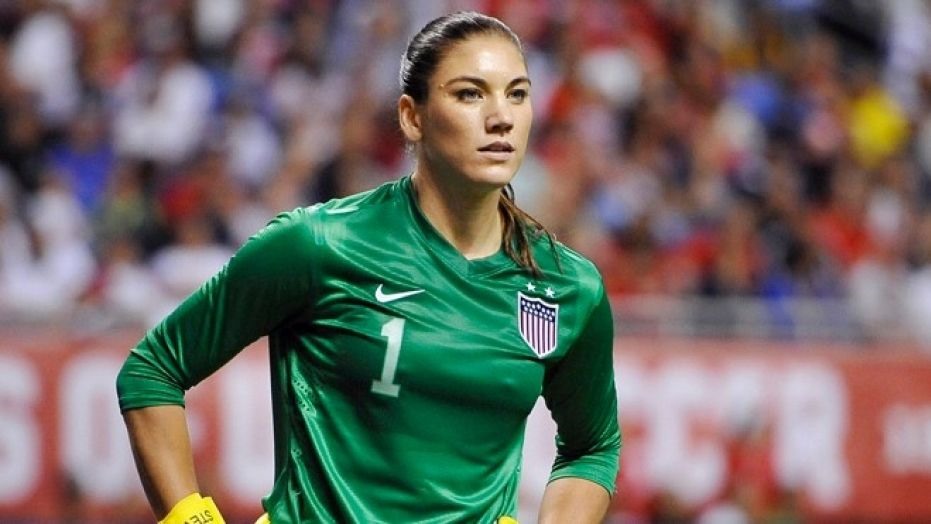 Hope Solo là thủ môn nữ rất nổi tiếng. Ảnh: Getty.