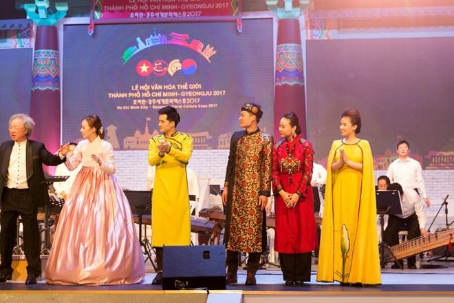 vào tháng 5, Hà Anh và Dương Hoàng Yến cũng vinh dự nhận được lời mời từ phía Hàn Quốc tham dự cuộc thi Asian Song Festival và nhận được những phản hồi rất tích cực từ khán giả đất nước kim chi.