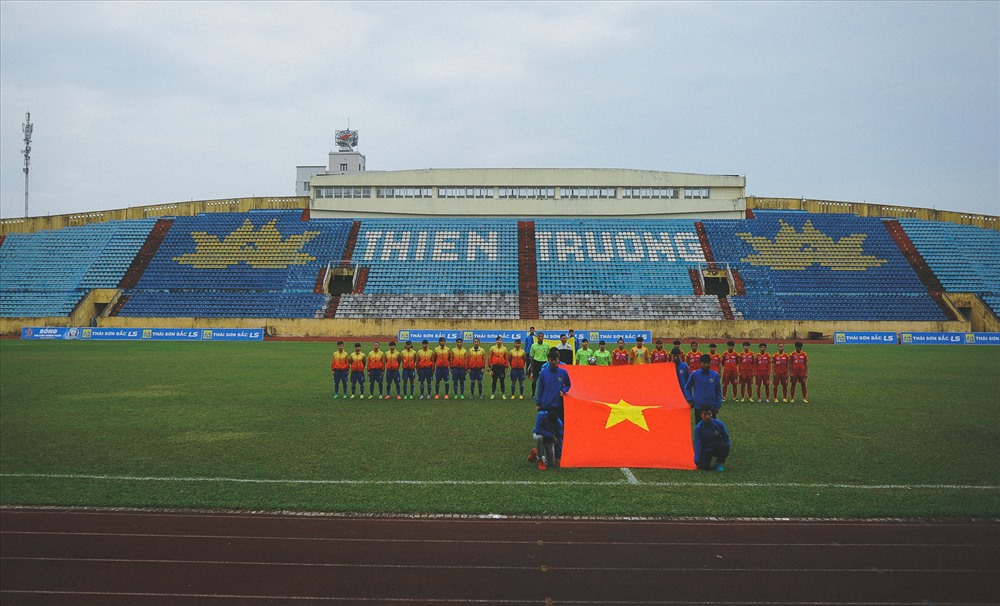 Do điều kiện sân bãi, tình hình thời tiết cũng như mật độ thi đấu. BTC đã quyết định, lượt về của giải VĐQG nữ - Cúp Thái Sơn Bắc 2017 sẽ diễn ra trên 2 sân là Thiên Trường (Nam Định) và Hà Nam. 