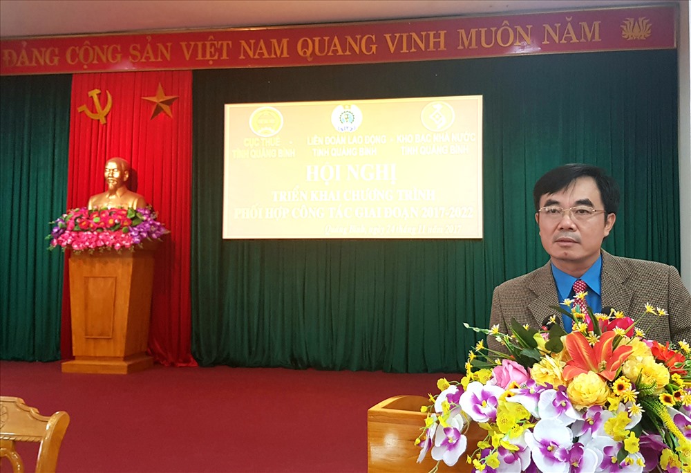 Chủ tịch LĐLĐ tỉnh Quảng Bình Nguyễn Lương Bình đánh giá cao sự phối hợp trong thời gian qua. Ảnh: Lê Phi Long