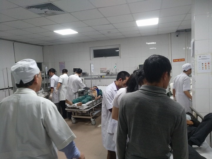 Nhiều công nhân đang được chăm sóc tại các bệnh viện ở Nghệ An. ảnh VH