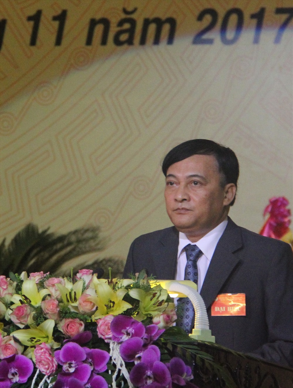 Ông Nguyễn Văn Thu - Chủ nhiệm Uỷ ban Kiểm tra LĐLĐ Thanh Hoá trình bày báo cáo thẩm tra tư cách đại biểu. 