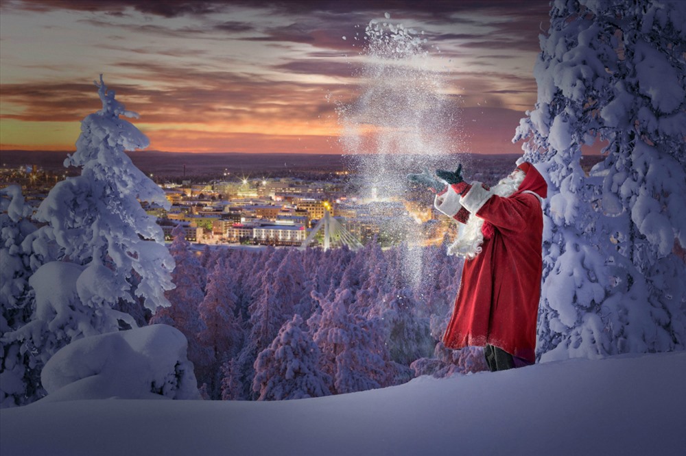 Theo truyền thuyết năm 1820 ông già Noel Santas Claus đã gặp người vợ của ông tại Bắc Cực và đó mới là quê hương ông già Noel. Tuy nhiên, người dân Phần Lan lại muốn thế giới tin rằng Rovaniemi thủ phủ của Lapland mới là quê hương thực sự của ông già Noel. 