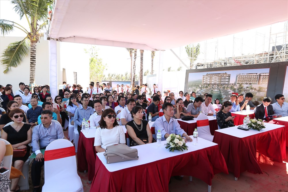 Regent Residences Phu Quoc thu hút được đông đảo sự quan tâm của khách hàng ngay từ giai đoạn đầu, khi dự án còn chưa chính thức được ra mắt.