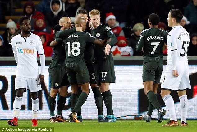 Manchester City vừa đả bại Swansea tới 4-0. Ảnh: Reuters.