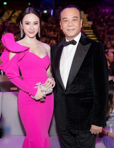 Tại sự kiện, Angela Phương Trinh đã có dịp gặp gỡ nam diễn viên TVB đình đám Âu Dương Chấn Hoa.