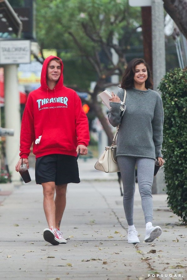 Mặc dù đã cố gắng thay đổi nhưng có vẻ hành trình để Justin “chinh phục” gia đình Selena còn khá gian nan.