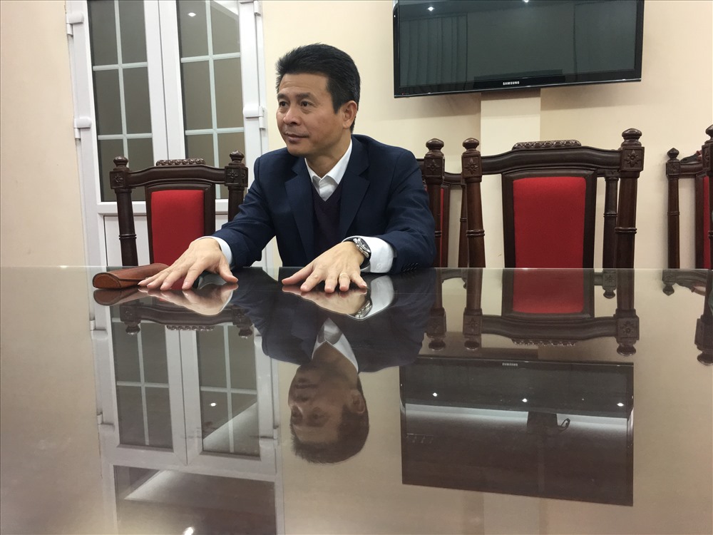 Ông Vũ Chí Giang, Phó Chủ tịch tỉnh Vĩnh Phúc trong buổi trao đổi với báo chí.