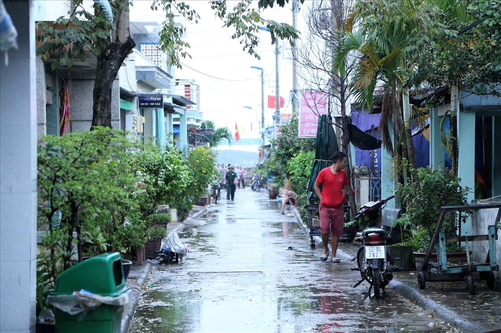 Hiện nay, thời tiết trên xã đảo Thạnh An có mưa và gió nhẹ. Ảnh: Trường Sơn