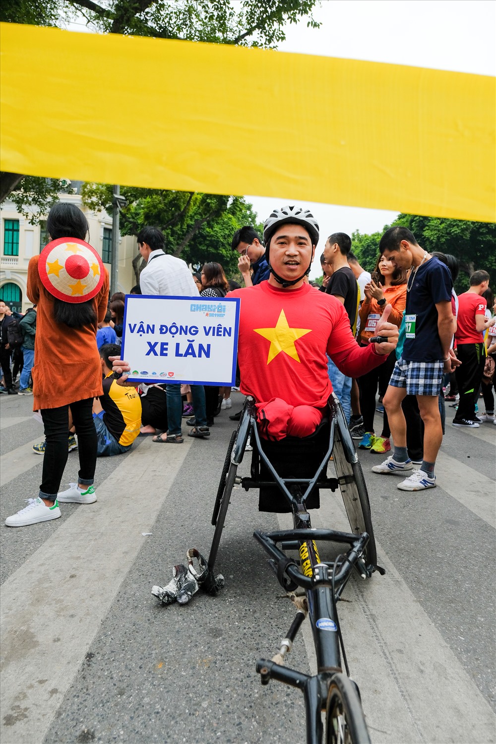 Giải “Chạy với tôi” do Trung tâm Hỗ trợ trẻ em khuyết tật hoà nhập cộng đồng Việt Nam và những người bạn (Vietnam And Friends - VAF) tổ chức. 