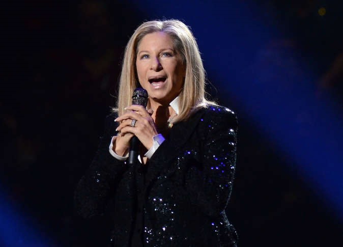 Barbra Streisand xếp thứ 10 với 30 triệu USD