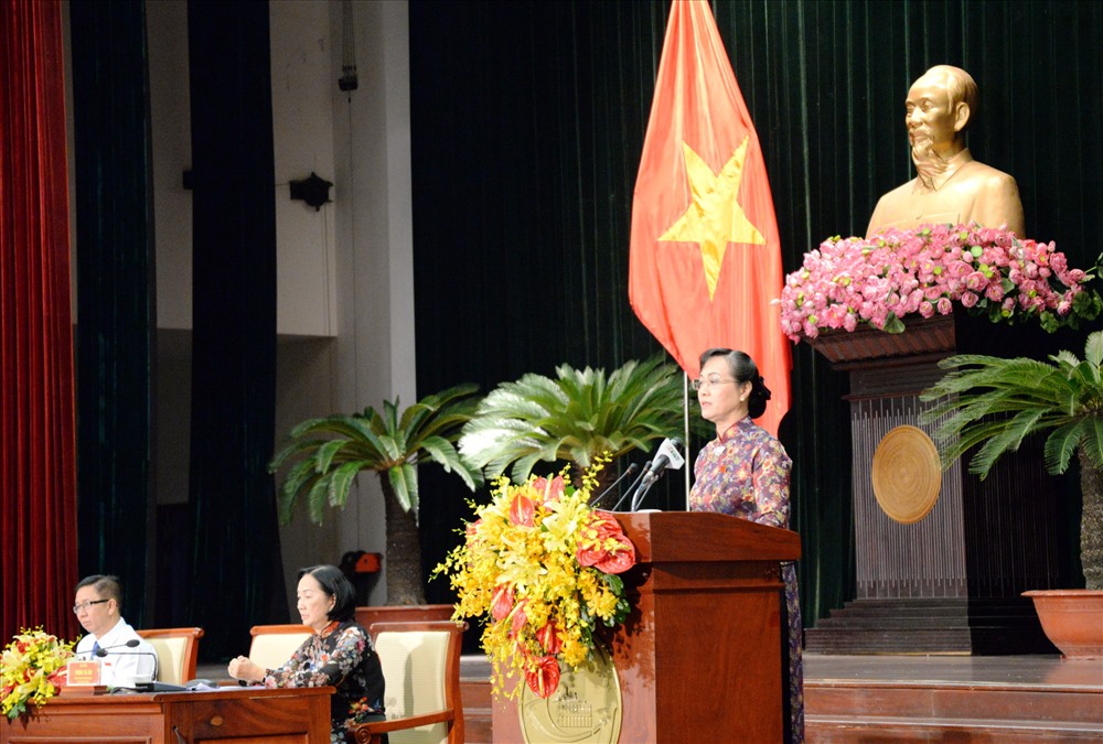 Chủ tịch HĐND TPHCM Nguyễn Thị Quyết Tâm phát biểu bế mạc kỳ họp thứ 6 HĐND khóa IX.  Ảnh: H.K