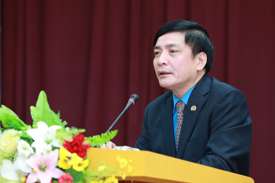 Chủ tịch Tổng LĐLĐ Vn Bùi Văn Cường phát biểu tại hội nghị. Ảnh: Hải Nguyễn.