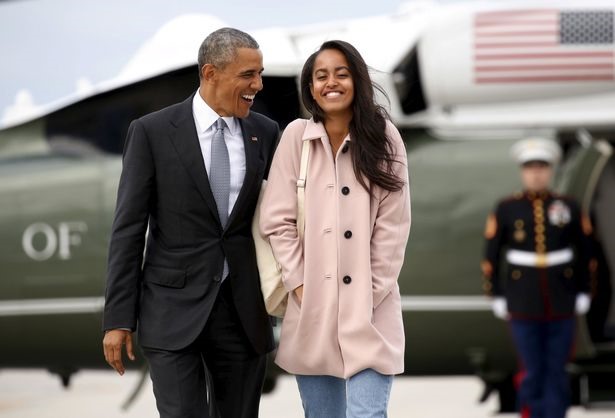 Malia Obama - con gái lớn của vợ chồng ông Barack – Micheal Obama, bắt đầu theo học Đại học Harvard, một trong những trường đại học hàng đầu thế giới hồi tháng 8.2017 sau một năm “gap year“. Ảnh: The Mirror