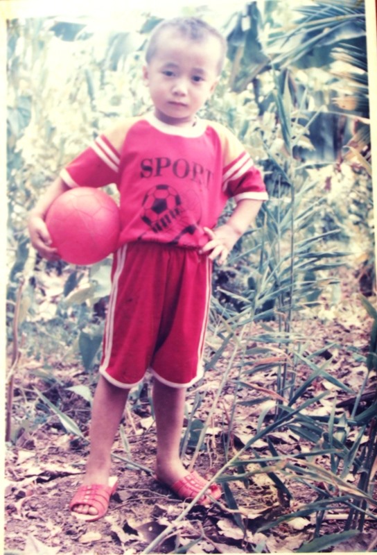 Từ nhỏ, thủ môn Tiến Dũng đã có niềm đam mê bóng đá.