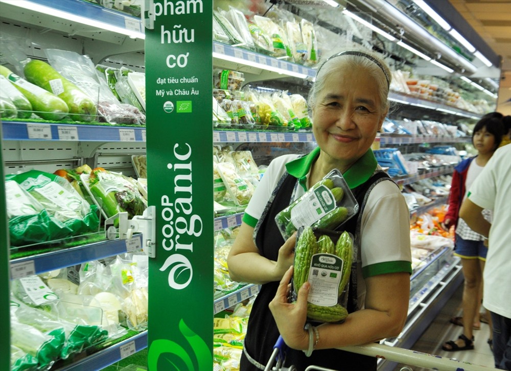 Chuyên gia ẩm thực Nguyễn Dzoãn Cẩm Vân luôn ưu tiên sản phẩm organic vì sức khỏe