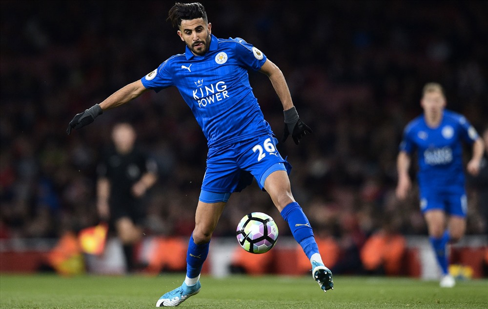 Mahrez không còn đất dụng võ ở King Power. Ảnh: Goal.