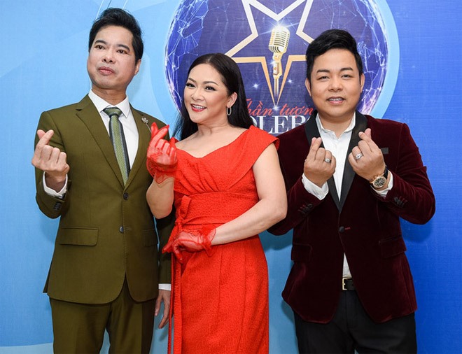 Ngày 8.1, buổi ghi hình đầu tiên cho chương trình “Thần tượng Bolero” đã diễn ra với sự tham gia của ba vị giám khảo: Như Quỳnh, Quang Lê, Ngọc Sơn. 