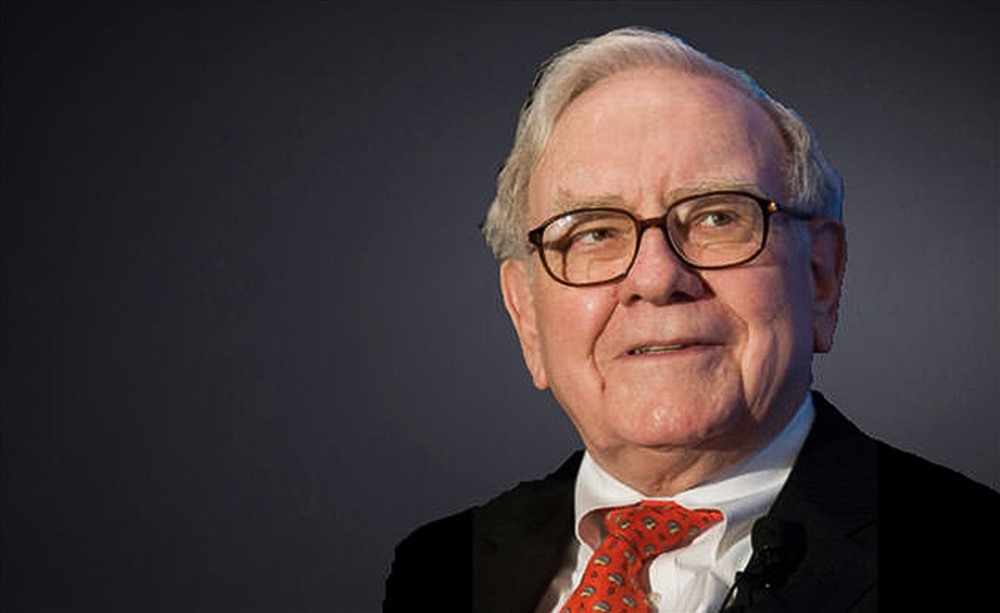Năm 2017, tỉ phú Warren Buffett đã chi số tiền lên đến 2,8 tỉ USD cho hoạt động từ thiện. Không quá khó hiểu khi ông tiếp tục đứng đầu trong danh sách này trong suốt 4 năm. Warren Buffett đã ủng hộ hơn 2 tỉ USD cho Quỹ Bill and Melinda Gates, số còn lại được ông đưa vào 4 quỹ từ thiện khác, trong đó có Susan Thompson Buffett Foundation – quỹ được đặt tên theo người vợ quá cố của ông.