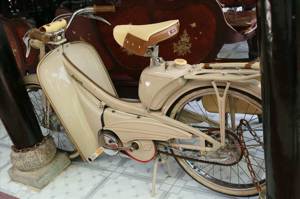 Ngắm dàn xe đạp Peugeot cổ hiếm có khó tìm tại Việt Nam