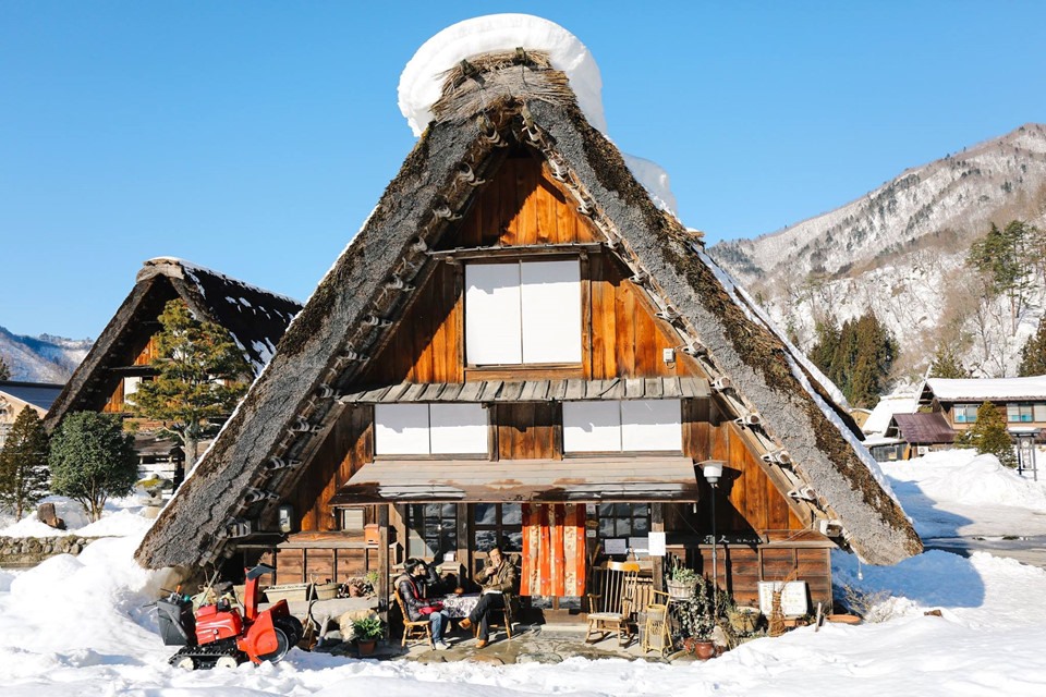 Thị trấn cổ nhỏ mang tên Shirakawago.