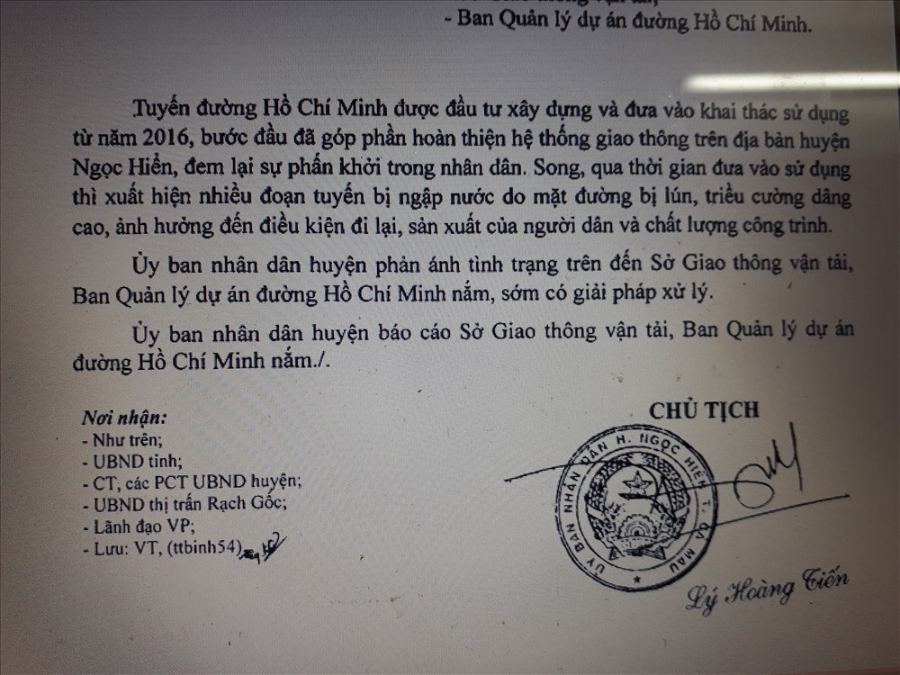 Cảm thông nỗi khổ của dân, Chủ tịch UBND huyện Ngọc Hiển, Cà Mau chính thức có văn bản phản ảnh với Sở GTVT, BQLDự án Đường Hồ Chí Minh (ảnh Nhật Hồ)