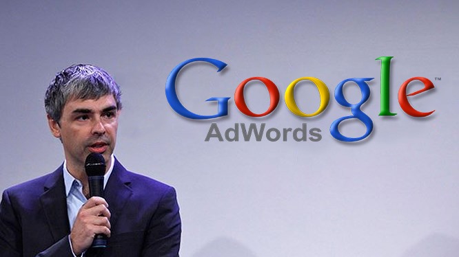 Năm 2000 đánh dấu bước ngoặt quan trọng khi Google ra mắt dịch vụ quảng cáo từ khóa AdWords. Lúc này Google chính thức được thế giới biết đến là một công cụ kiếm tiền khổng lồ.