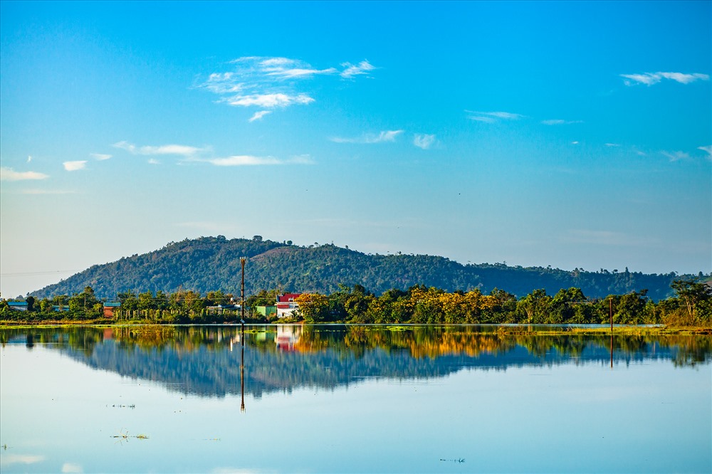 Một dấu hiệu mời gọi mùa nắng quay về. Ảnh: Chu Thế Dũng