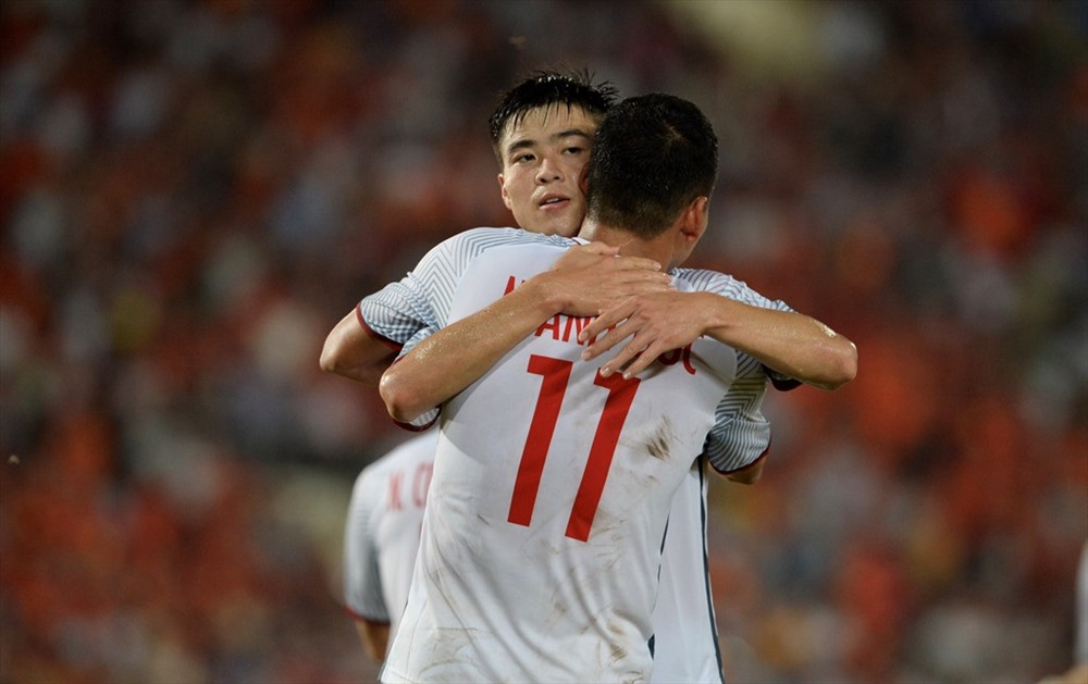 Đội tuyển Việt Nam có sự kết hợp của các ngôi sao trẻ và những lão tướng dày kinh nghiệm. Ảnh: AFF Suzuki Cup.