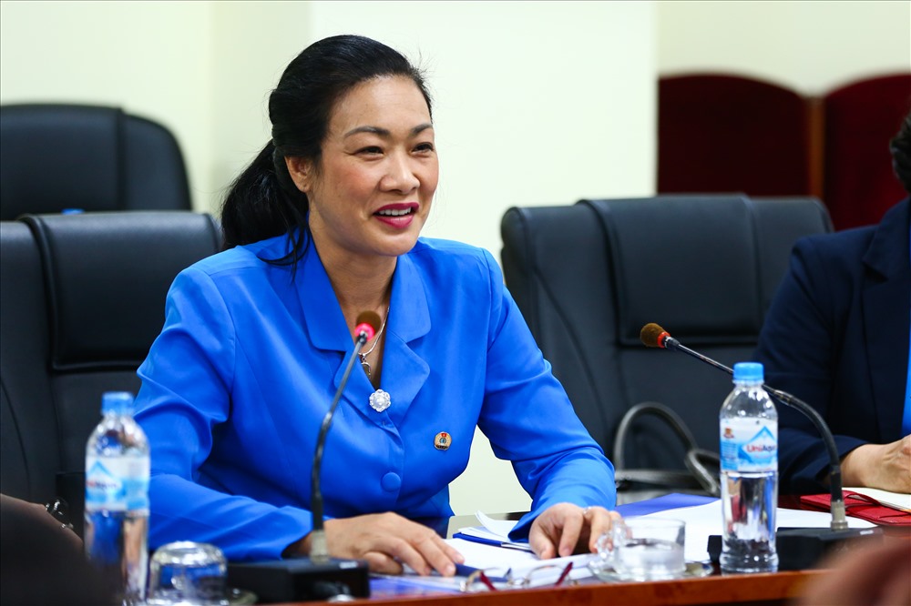 PGS.TS Phạm Thanh Bình - Chủ tịch Công đoàn Y tế VN - phat biểu tại buổi làm việc. Ảnh: Sơn Tùng