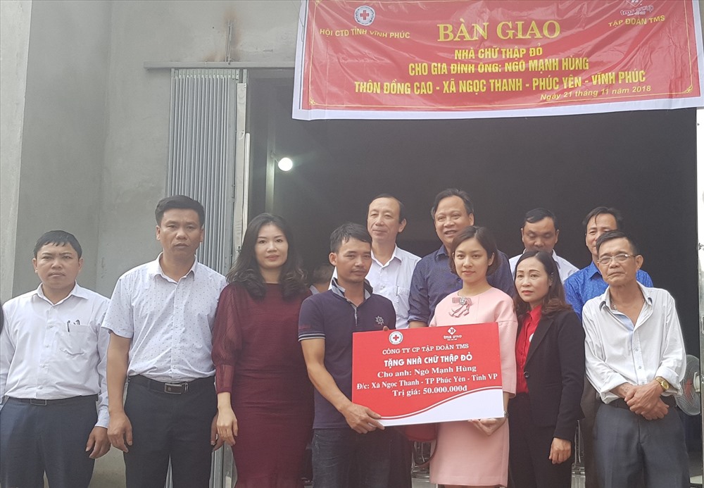 Với sự chung tay của Tập đoàn TMS và cộng đồng, gia đình ông Ngô Mạnh Hùng đã xây dựng được căn nhà kiên cố