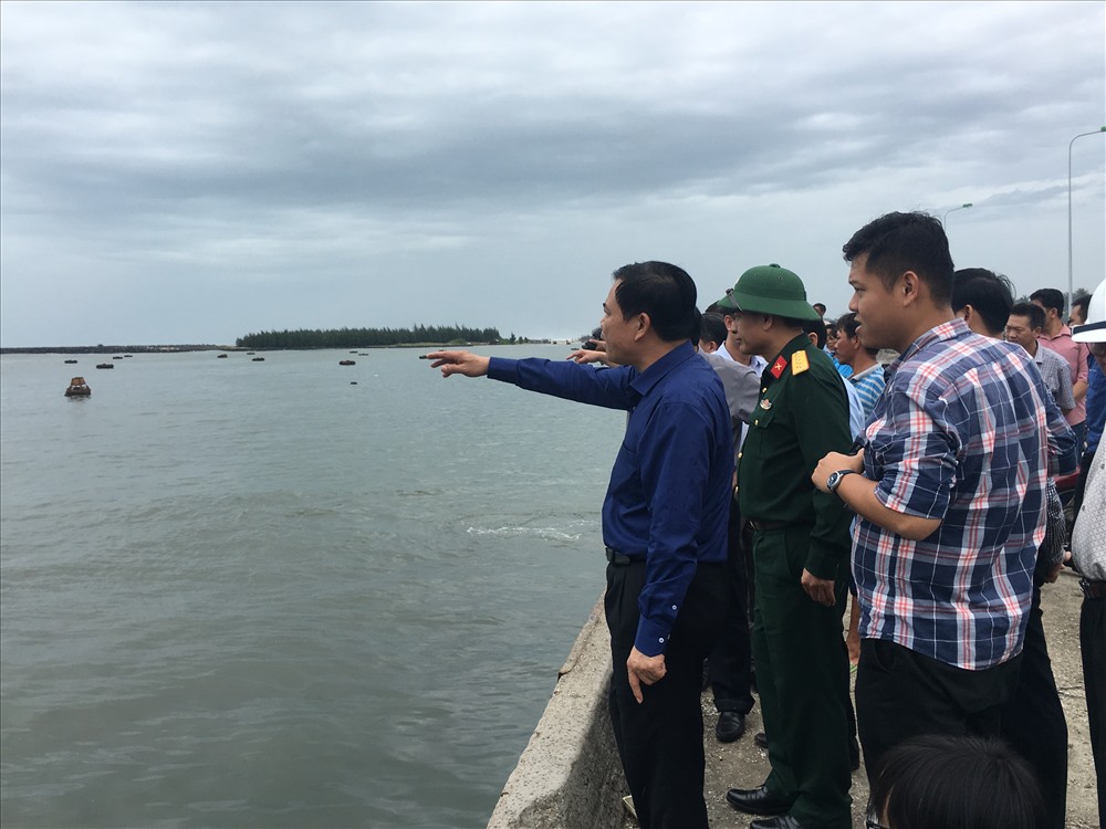 Đoàn kiểm tra công tác phòng chống bão số 9 tại cảng cá Bến Lội - Bình Châu (huyện Xuyên Mộc).