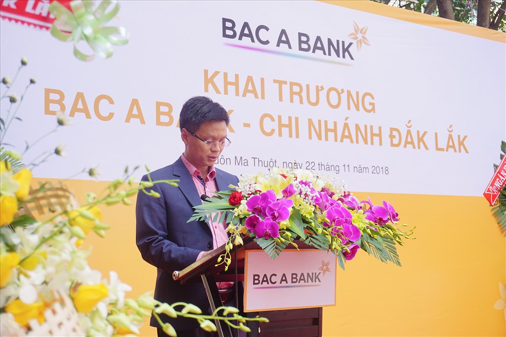 Ông Nguyễn Quốc Đạt, Phó TGĐ BAC A BANK khu vực miền Nam phát biểu trong buổi lễ