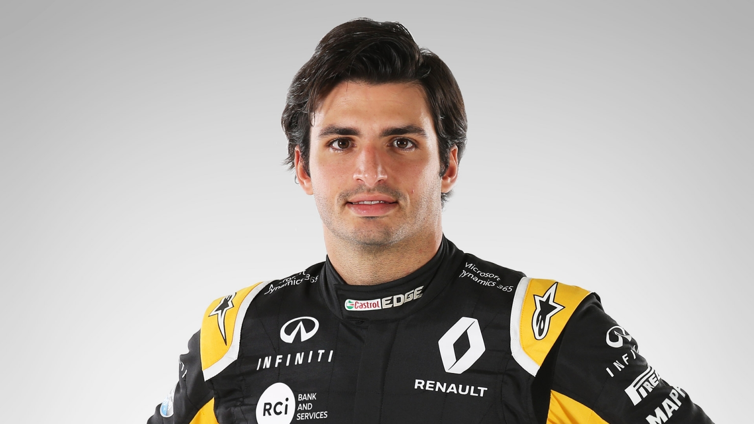 16. Carlos Sainz Jr (Đội Renault): 750.000 USD (~18 tỉ đồng)