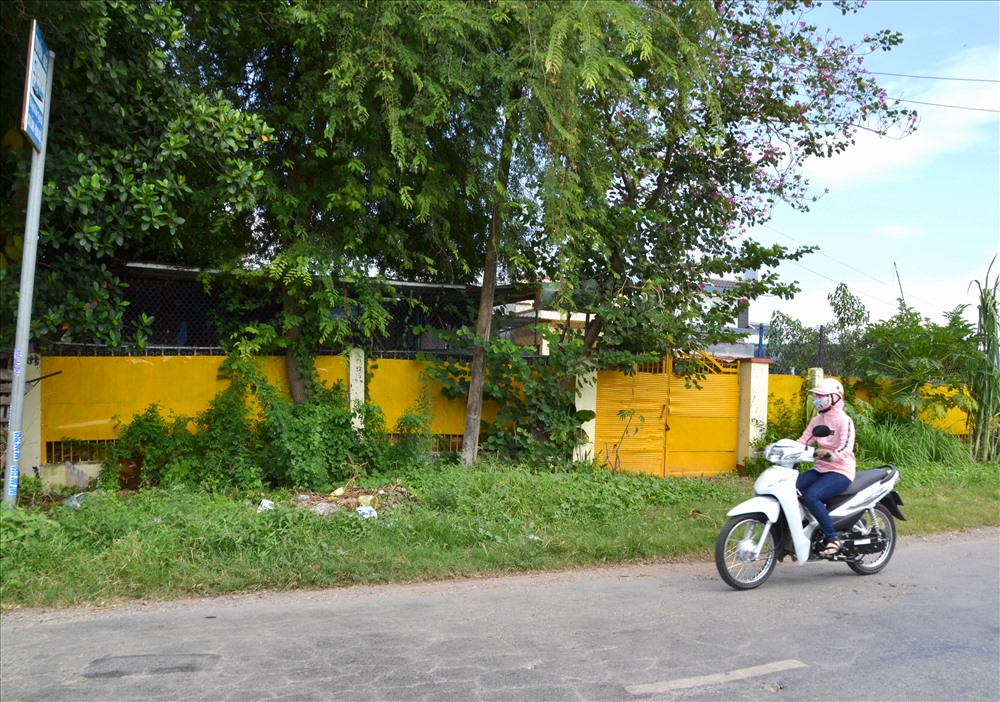 Bên ngoài cổng trang trại của ông Trần Chí Đại tọa lạc tại xã An Hòa (Tam Nông - Đồng Tháp). Ảnh: Lục Tùng
