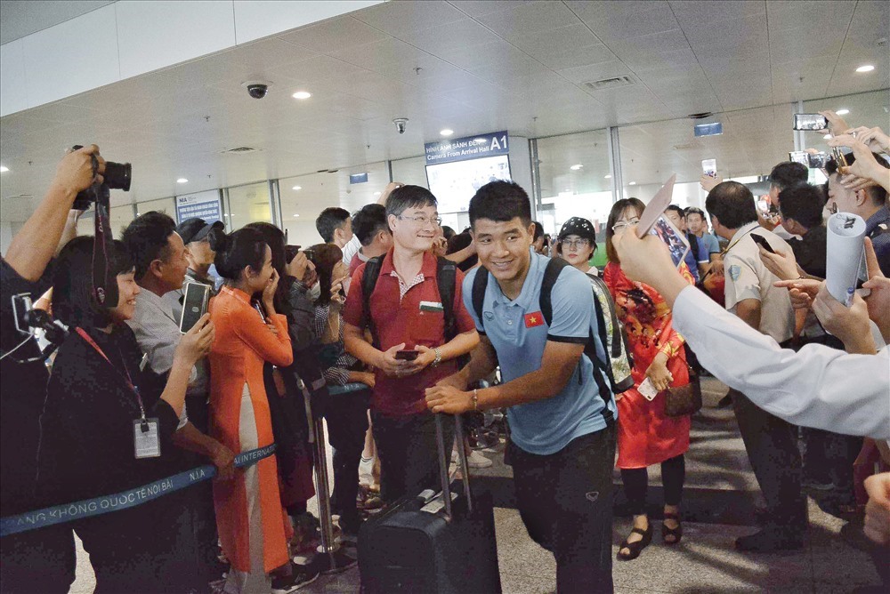 Tuyển Việt Nam sẽ về tới sân bay Nội Bài vào tối nay.
