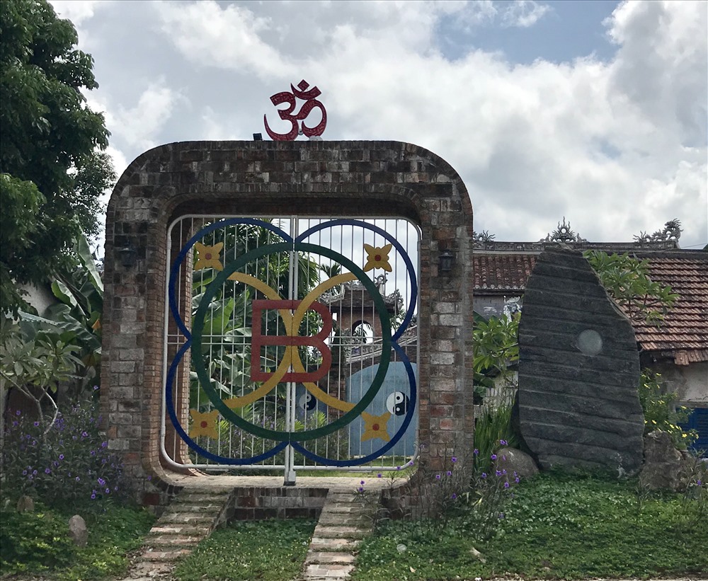 Cổng Bút tháp. Ảnh: H.V.M