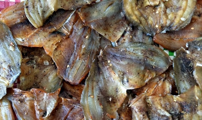 Khô cá phi rút xương có giá từ 180.000 đồng/kg - 200.000 đòng/kg (ảnh Nhật Hồ)