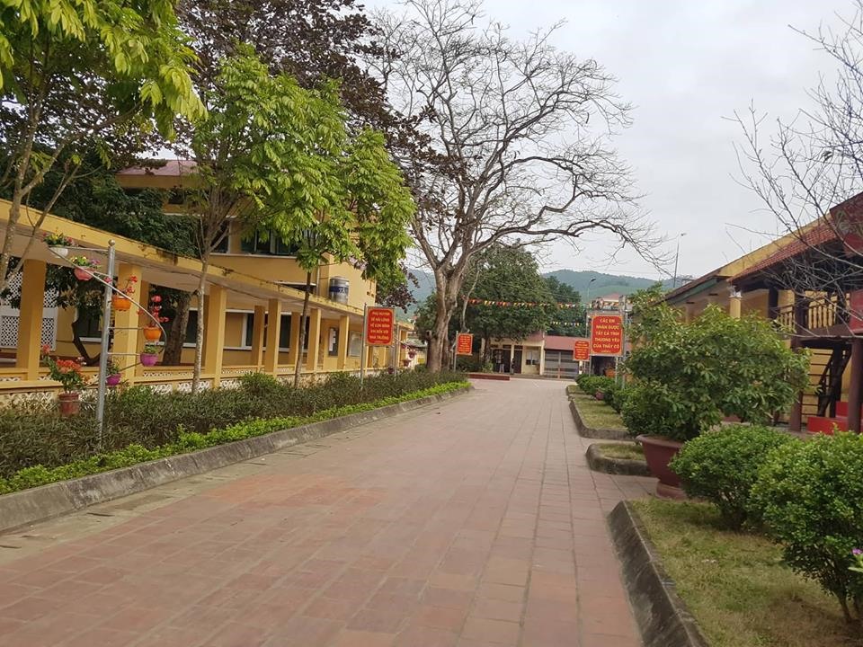 Khuôn viên Trường phổ thông dân tộc nội trú THCS Thanh Sơn.