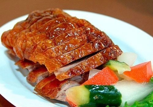 Thịt lợn quay Lạng Sơn. Ảnh: ngoisao.net