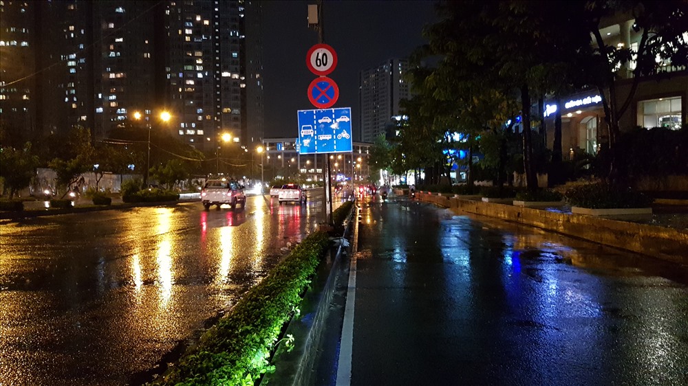 Kể từ khi có trạm bơm chống ngập, đường Nguyễn Hữu Cảnh đã thoát khỏi cảnh ngập nặng, kéo dài sau mỗi trận mưa. Ảnh: Trường Sơn