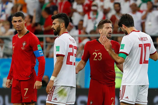 ĐT Iran từng cầm hòa Bồ Đào Nha của Ronaldo 1-1 tại World Cup 2018. Ảnh Daily Star